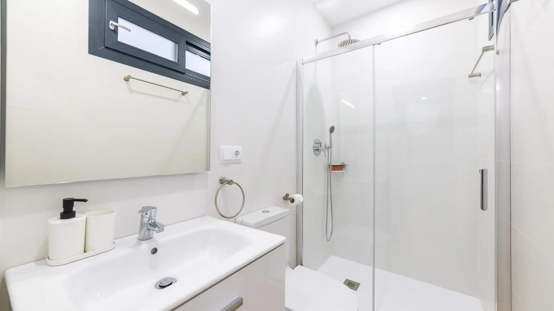 Trendy Homes Lepanto Ii, A 5 Minutos De Puerta Purchena Almería